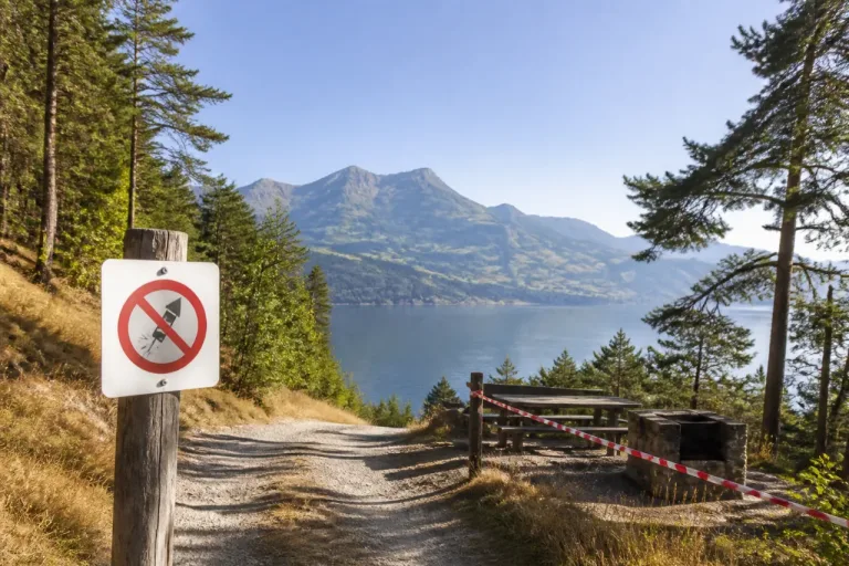 Ab Freitagmittag gilt in Nid- und Obwalden ein absolutes Feuer- und Feuerwerksverbot