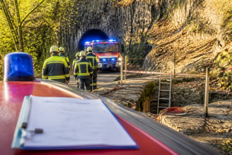 Drei Jugendliche aus Lava-Tunnel gerettet – Verbandsgemeinde erhebt rund 1'000 Euro Kostenforderung