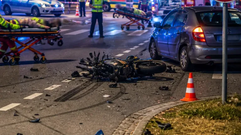Fahndung missachtet: 15‑Jähriger flieht und verursacht schweren Töffunfall in Dübendorf