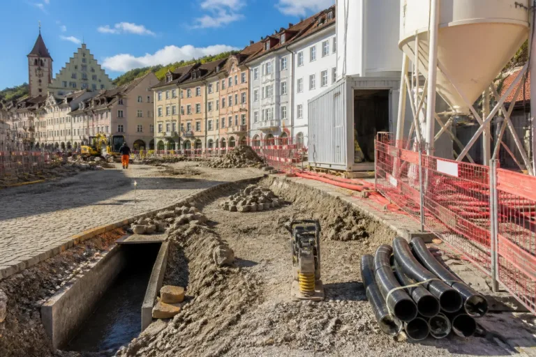 Laufenburg erweitert Fernwärmenetz: 45 Altstadtliegenschaften bekommen Anschluss
