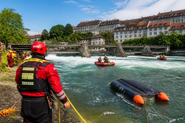 Nico Hischier beteiligt sich an Rettung einer Familie bei Stauwehr Engehalde