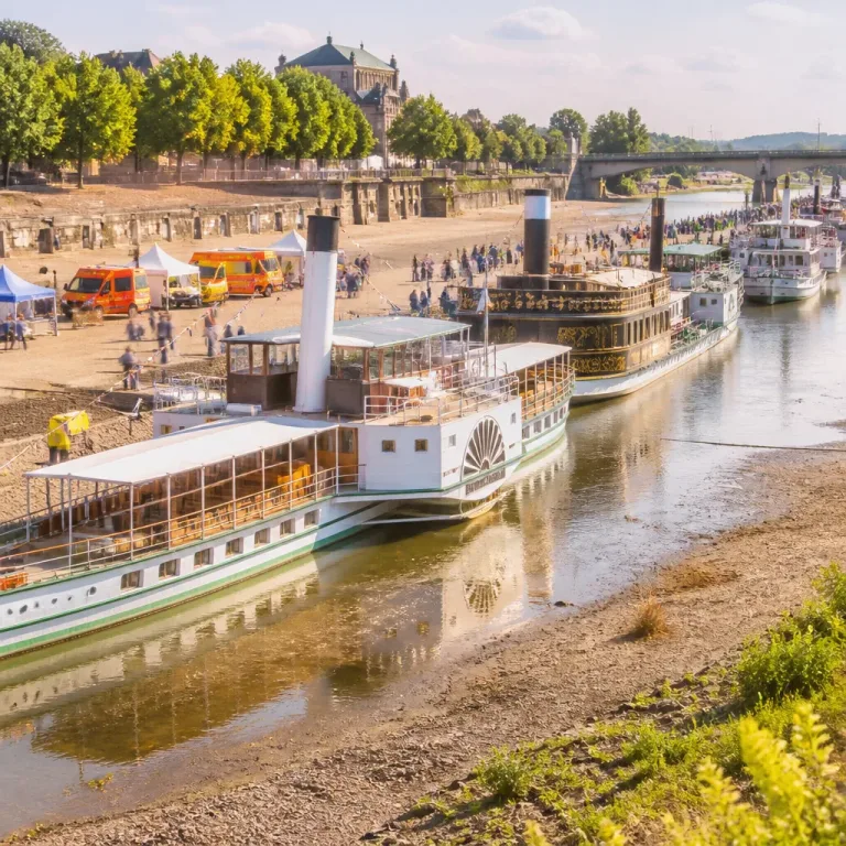 190 Jahre Sächsische Dampfschifffahrt: Volksfest auf der Elbe trotz Niedrigwasser