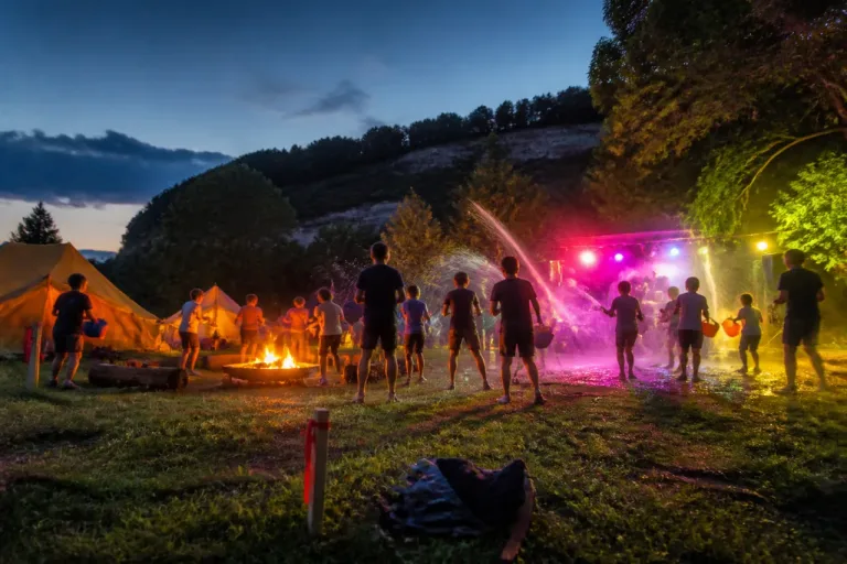 Pfadilager in Aarburg: Zwölf Tage Programm mit Postenlauf, Wasserspielen und Disco