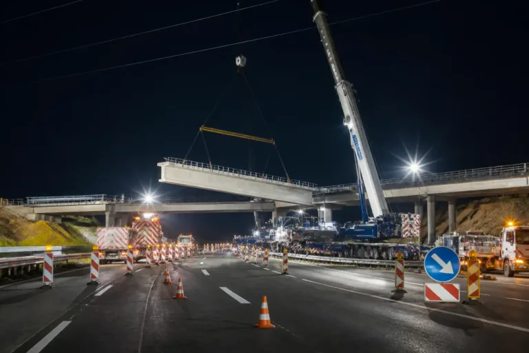 Nachtarbeiten auf A1: Rückbau provisorischer Überführungen zwischen Deitingen und Flumenthal
