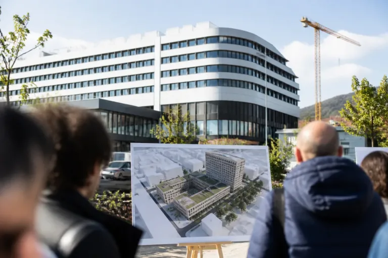 Spitalzentrum Biel reduziert Verlust deutlich – Ambulanter Bereich wird deutlich ausgebaut