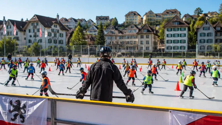 Timo Meier kehrt nach Herisau zurück und leitet Eishockey-Camp