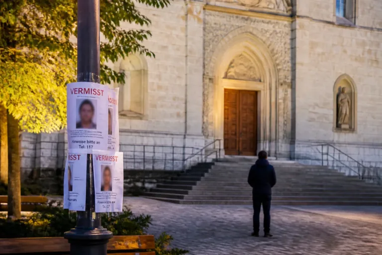 Vermisst: 47-jährige Frau aus Meilen zuletzt bei Kirche Allerheiligen in Zürich gesehen