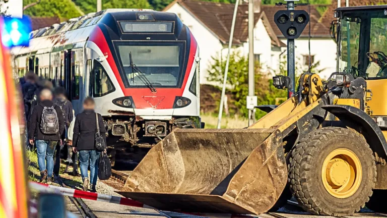 Vorfall an unbeschranktem Bahnübergang in Deutschland gibt zu denken — Relevanz für Zug